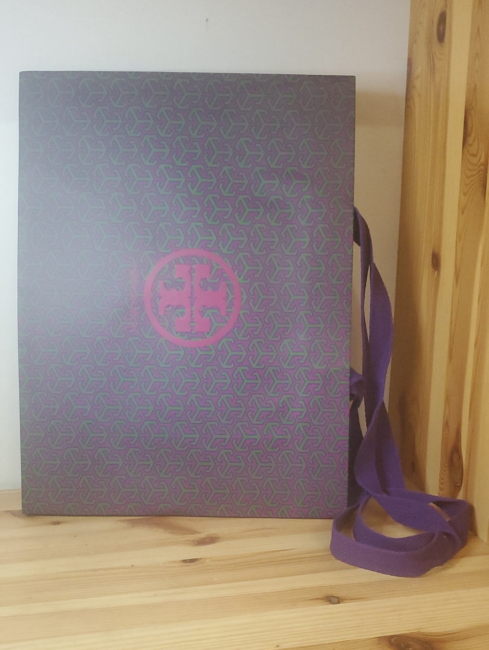 Tory Burch Geometric Paper Tote Gift Bag D